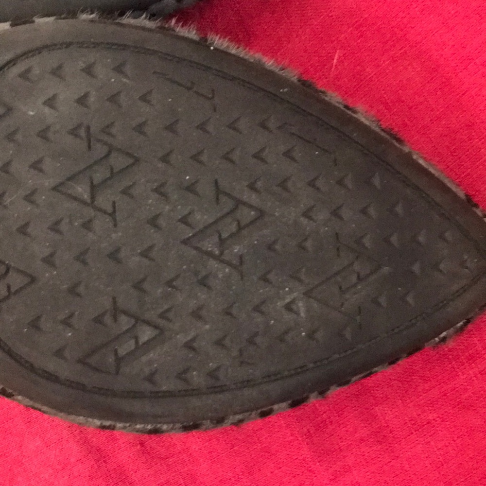Adrienne Vittadini flats - Picture 5 of 8